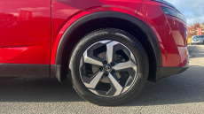 Nissan Qashqai 1.3 DiG-T MH N-Connecta 5dr Petrol Hatchback